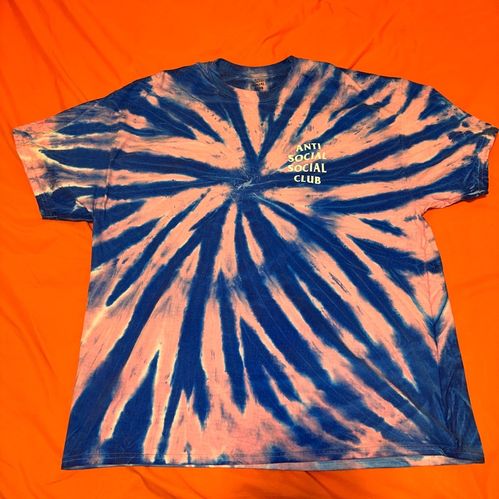 Anti social social club pink and blue the dye tee